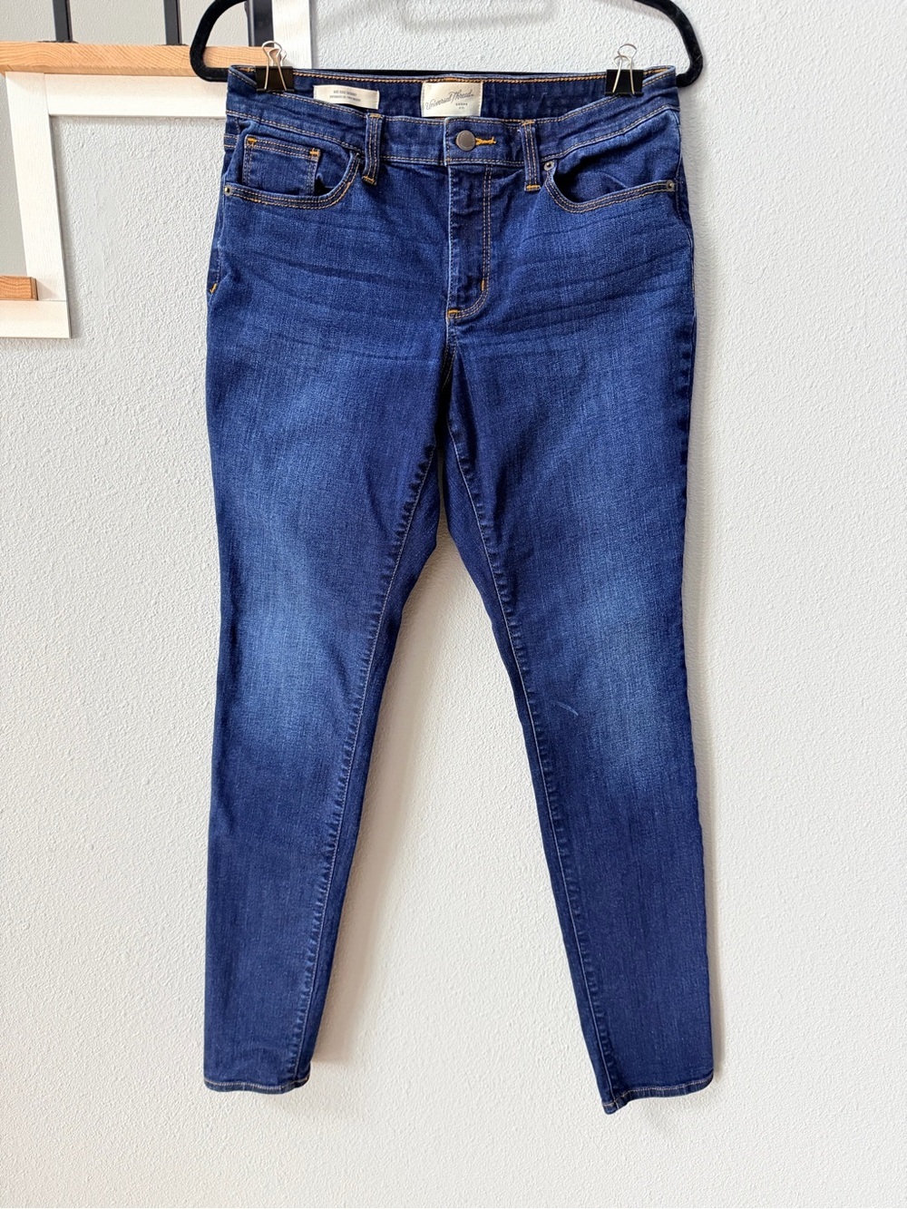 Universal Thread Everyday Skinny Jeans Indigo Blue Dark Wash Size 10 Fit Sculpt